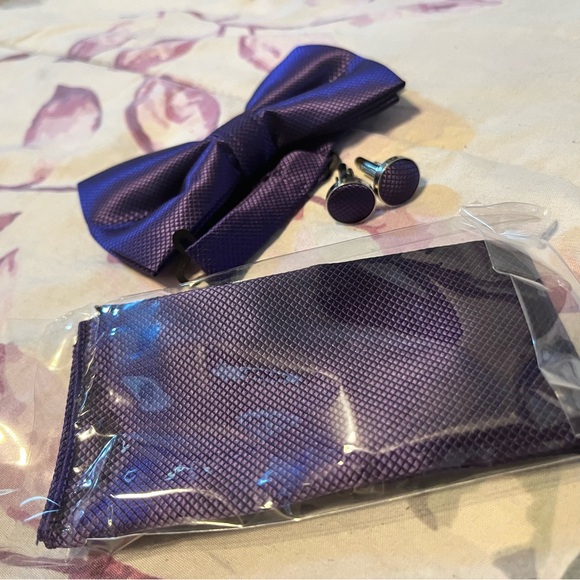 Men’s Bow Tie Set - Picture 3 of 3